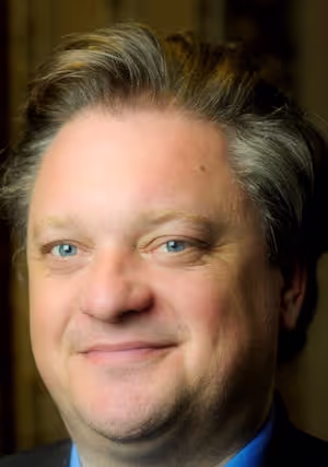 Portrait von Roman Brogli-Sacher